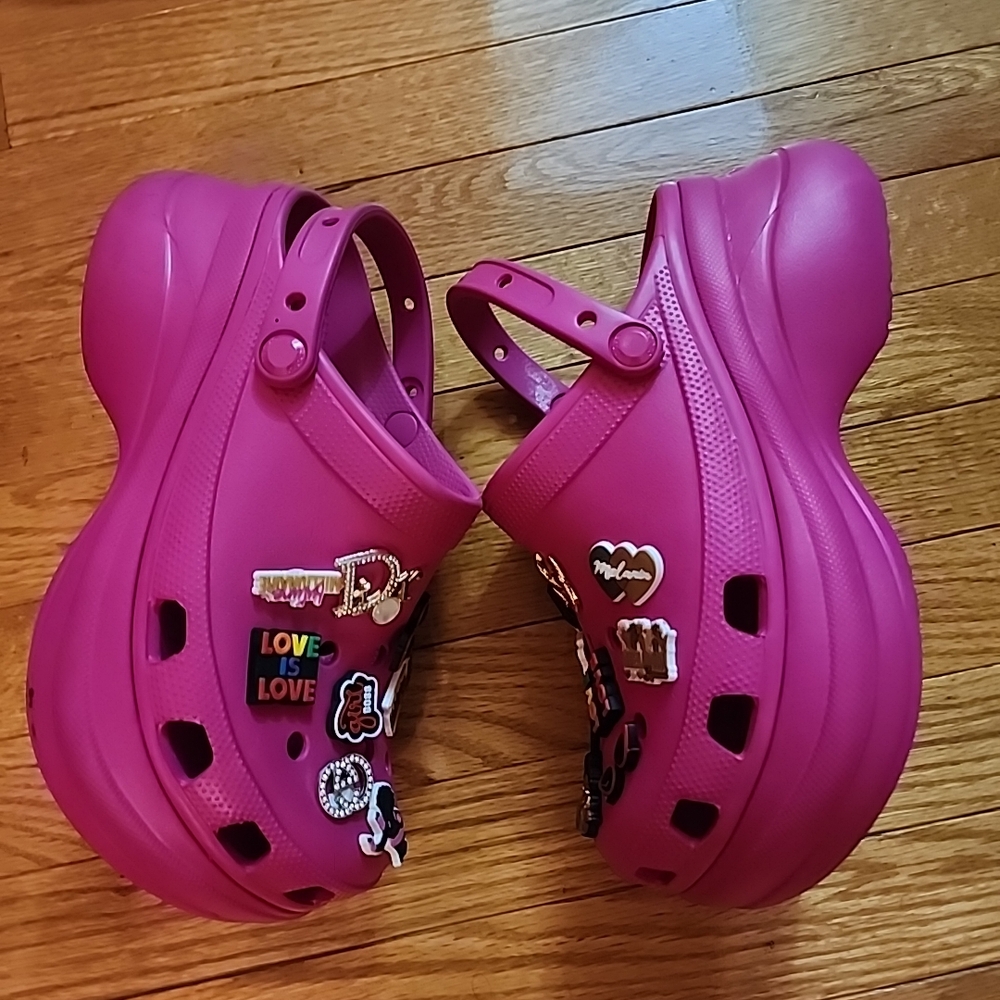 CROCS BAE PLATFORM CLOGS